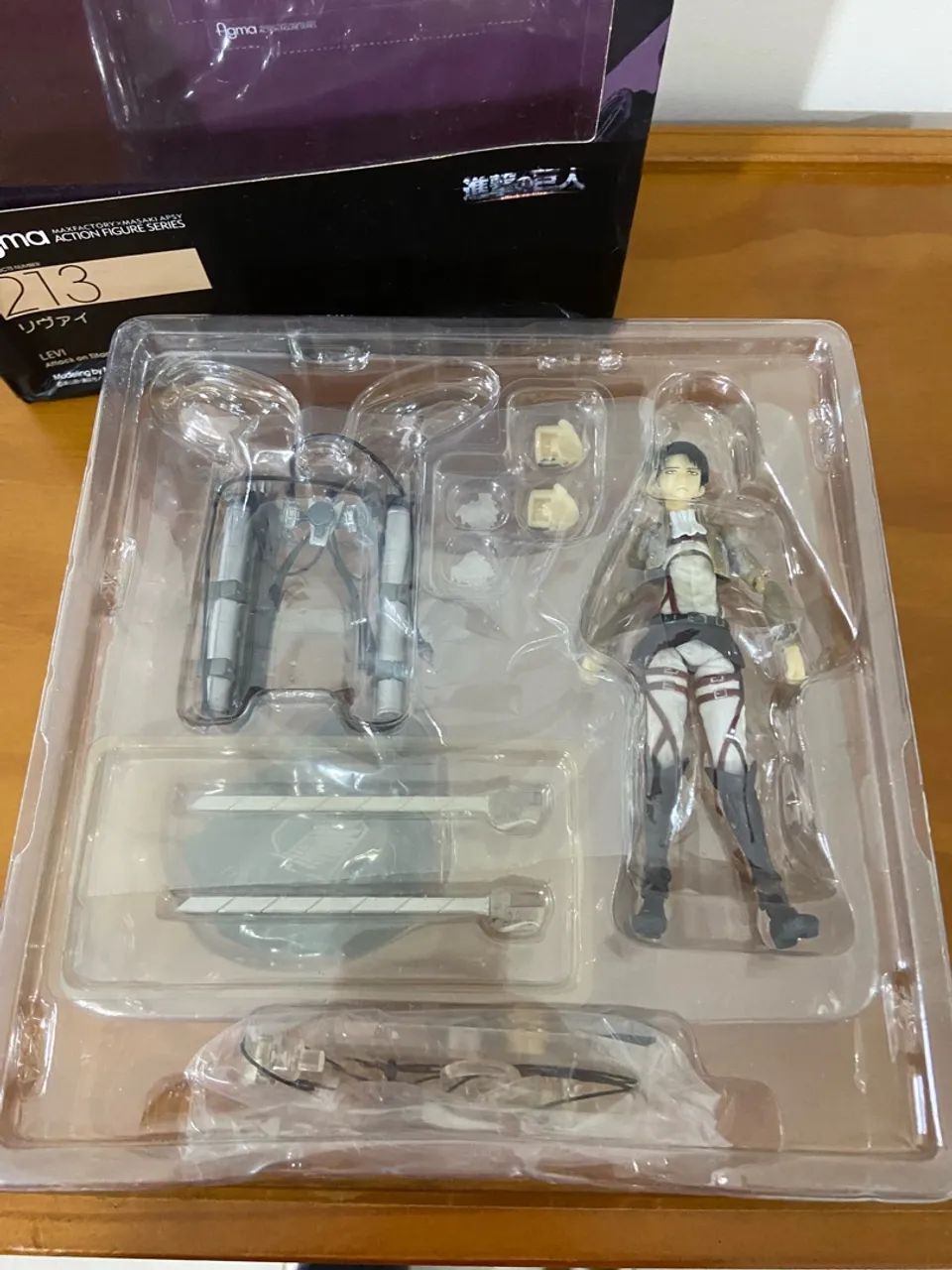 Action figure articulada colecionável: Levi Ackerman - Attack on Titan - Foto 2
