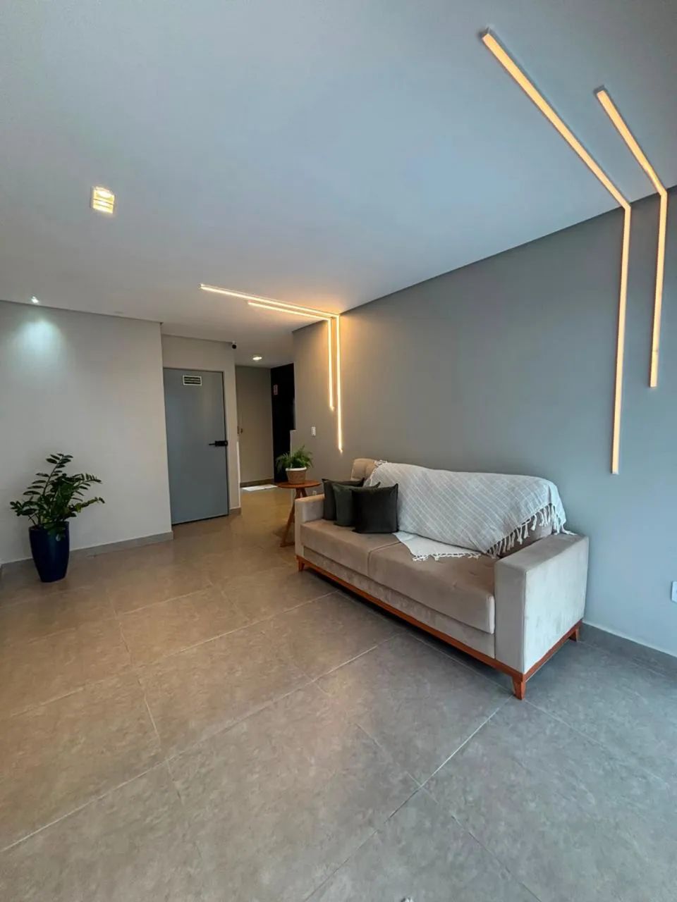 APARTAMENTO MOBILIADO COM 37m2 À 450m DO MAR DO BESSA.  - Foto 3
