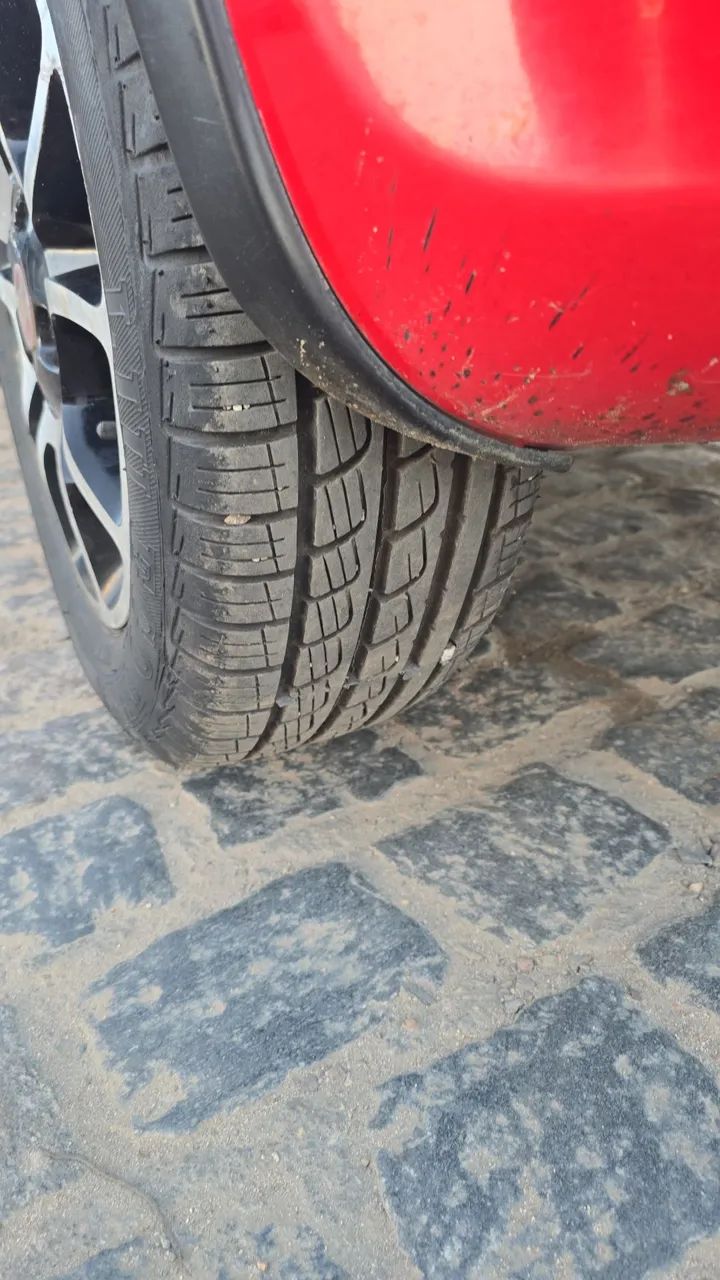 Fiat Uno Sporting 1.4 EVO Fire Flex 8V 4P 2012 - Foto 5