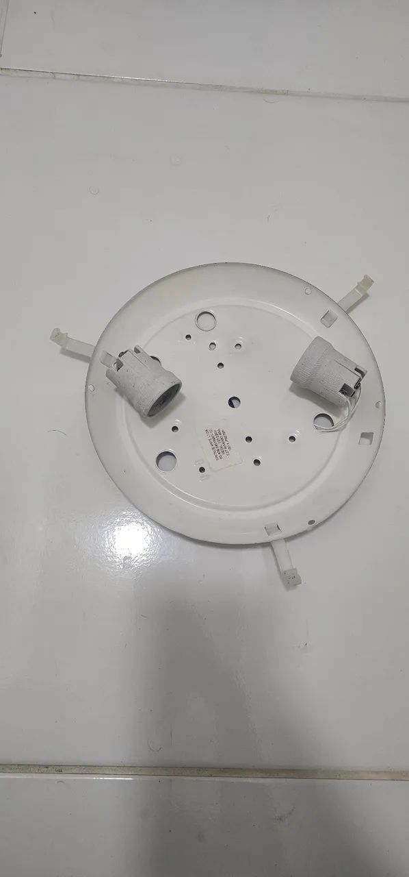 4 lampadas com lustre de vidro - Foto 2