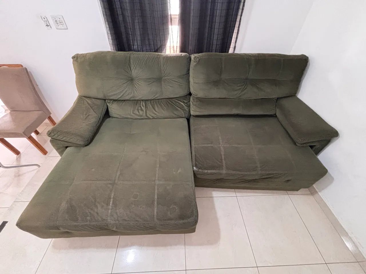Vendo sofá em bom estado ( motivo mudança ) - Foto 2