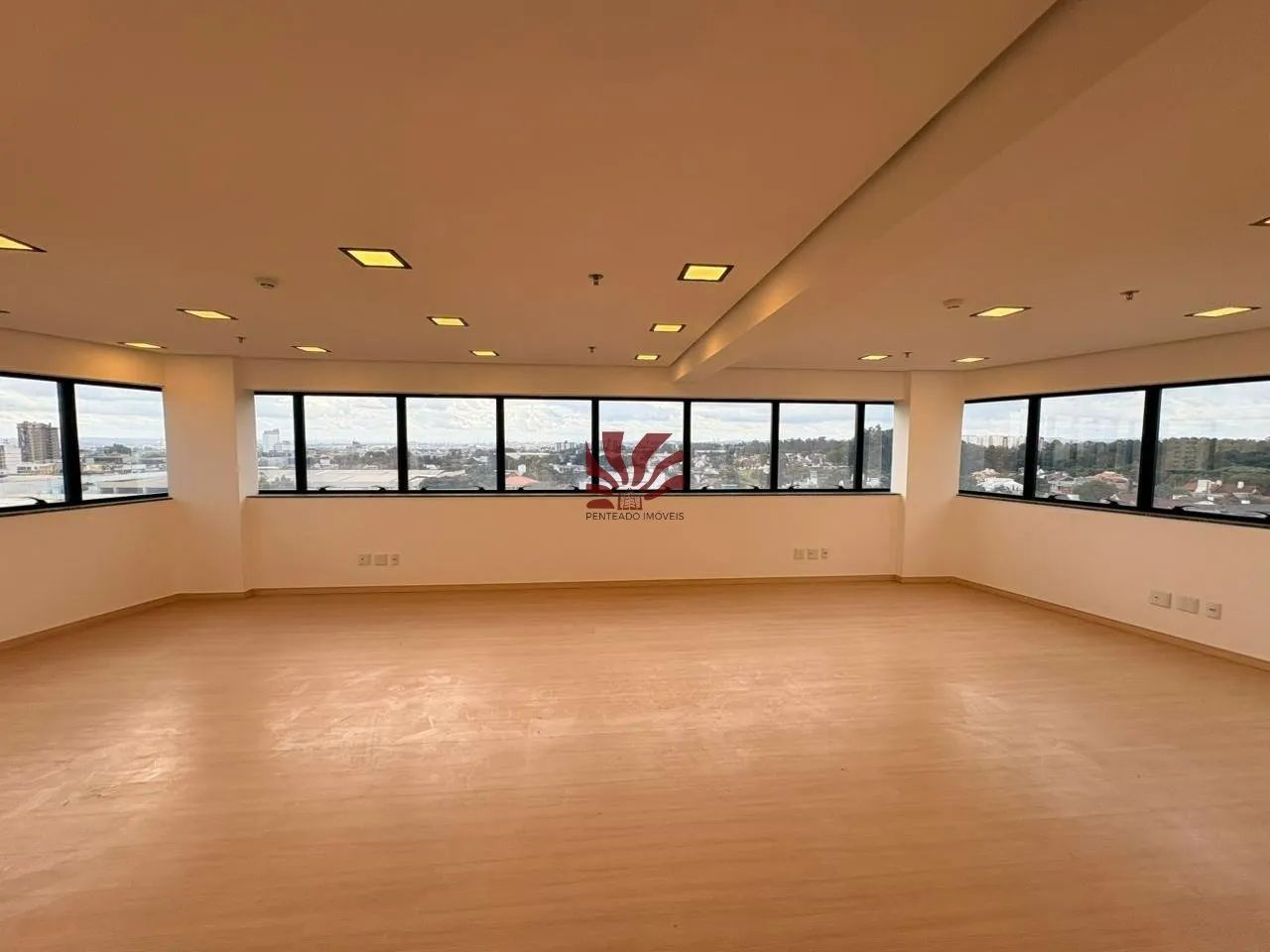 Sala comercial com 54m², Marechal Rondon - Canoas