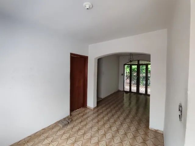 Excelente imóvel Comercial Sobrado para sua empresa ou comercio na Zona 07, próximo a UEM. - Foto 2