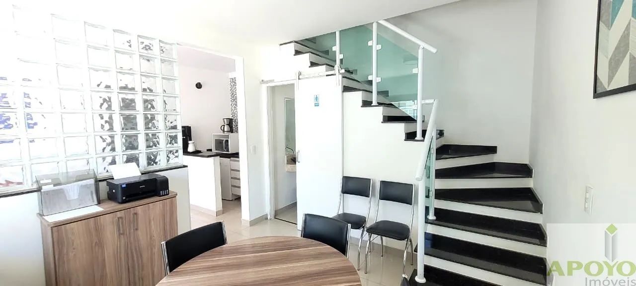 Imóvel Comercial de Esquina: Oportunidade Única de Negócio! - Foto 5