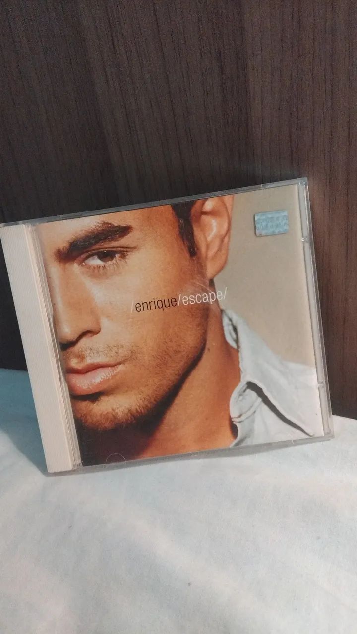 CD Enrique Iglesias Escape