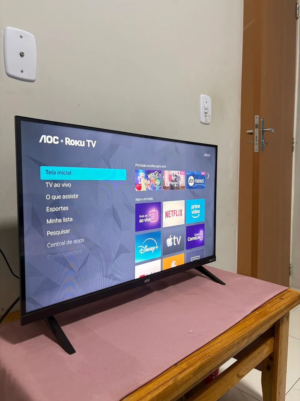 Smart TV AOC 32 polegadas com sistema Roku TV. - Foto 2