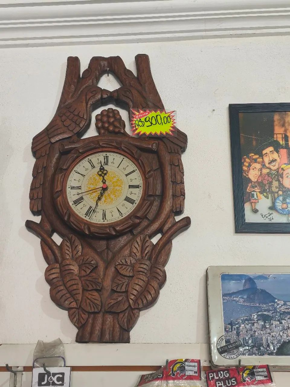Relógio artesanal antigo 