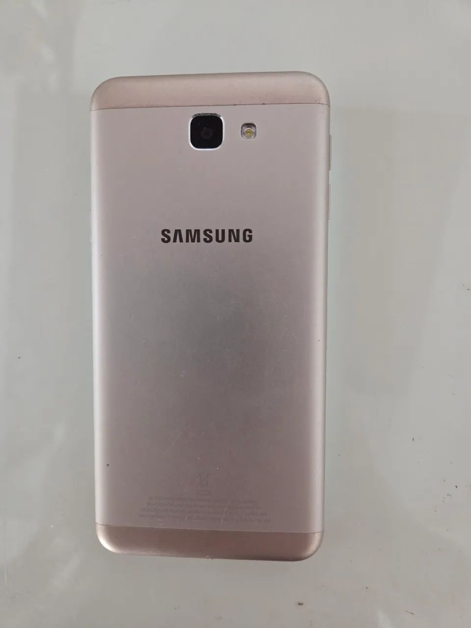 Celular samsung Galaxy J5 Prime  - Foto 2