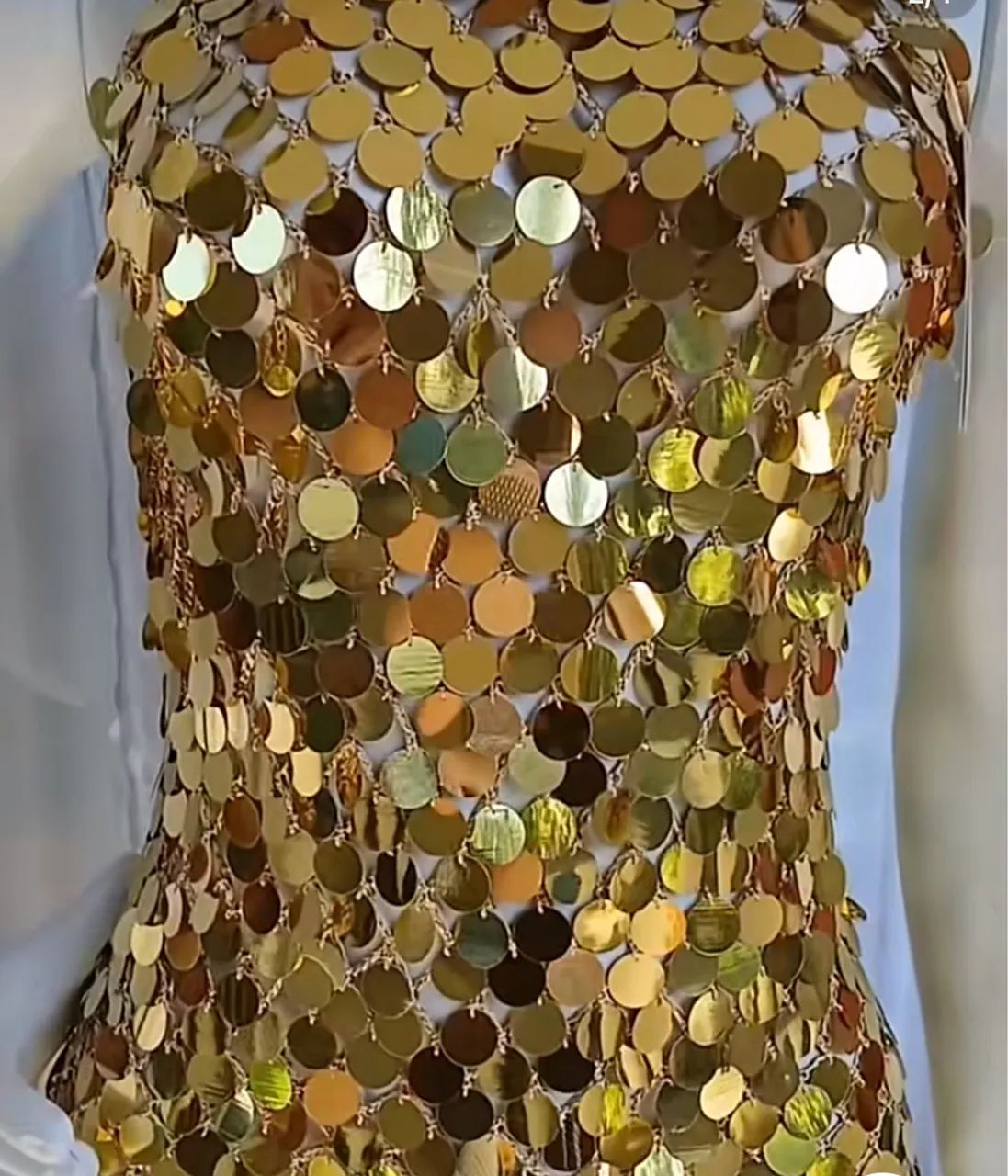Vestido de crochê com paetê  - Foto 2