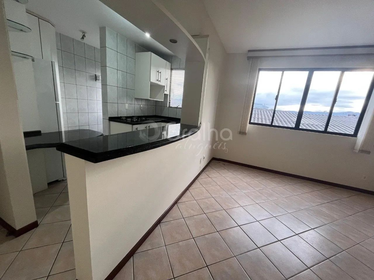 2 quartos, semi mobiliado na praia comprida - Foto 5