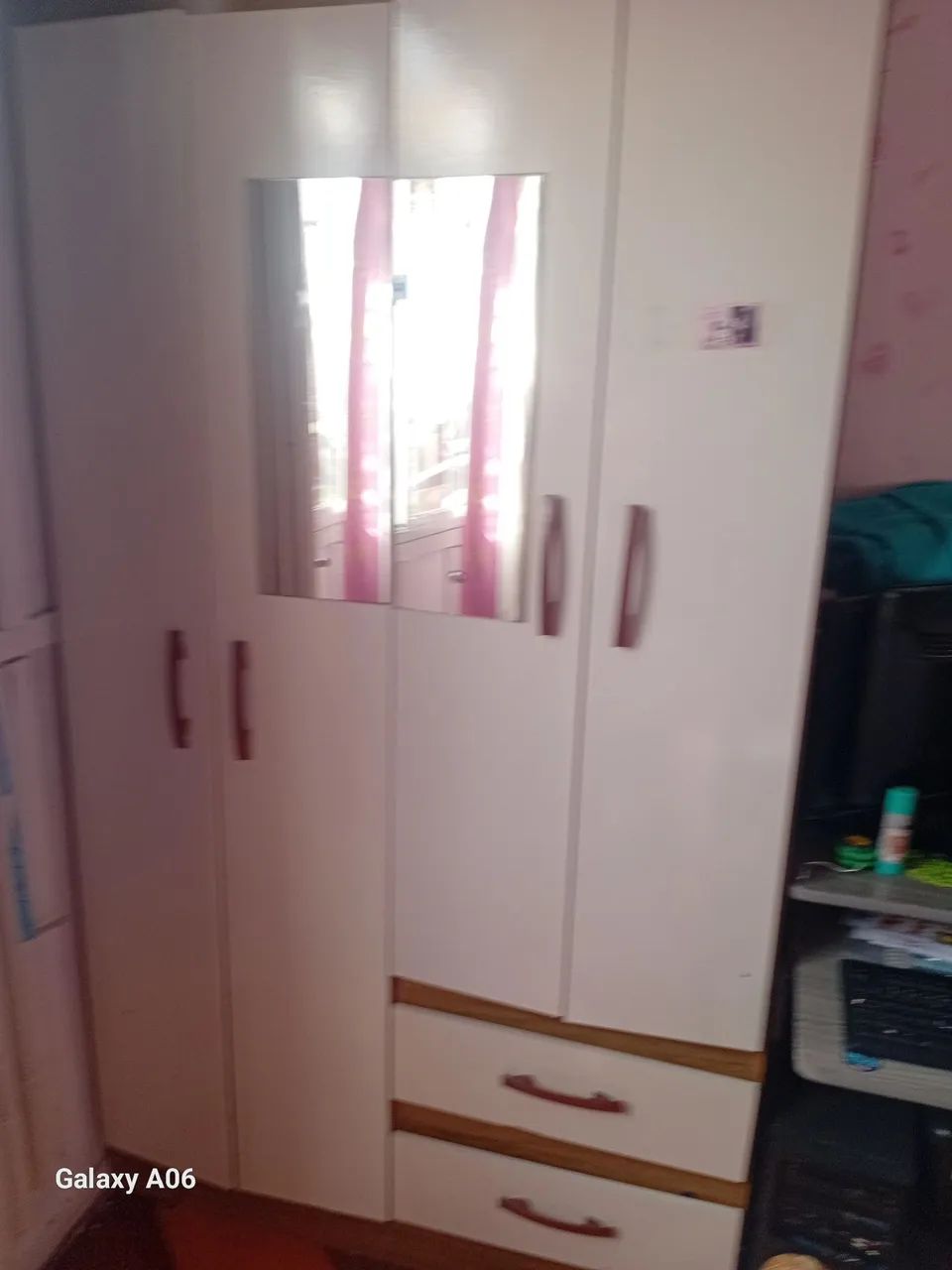Guarda roupa solteiro 