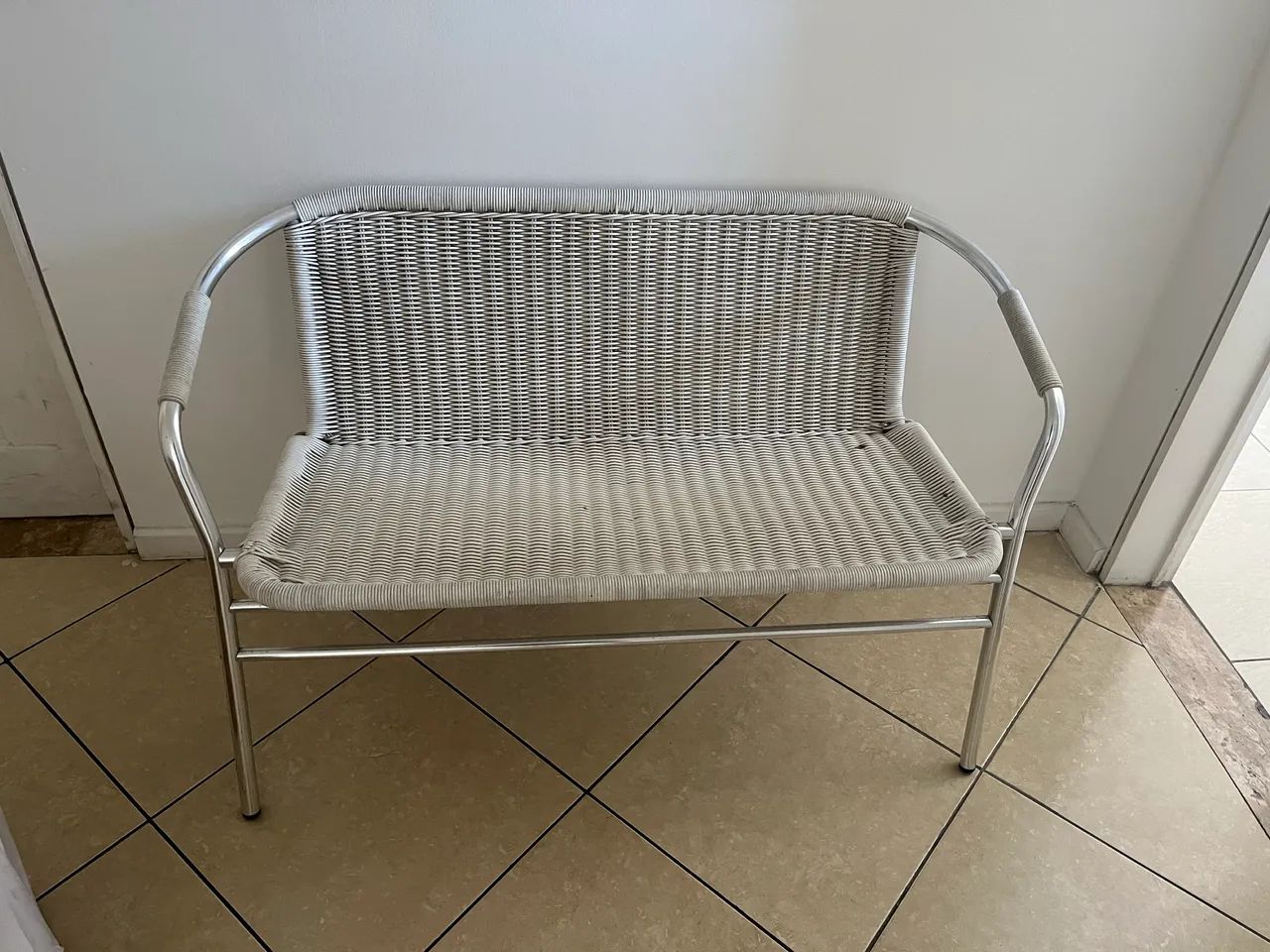 Cadeira de alumínio / fibra 