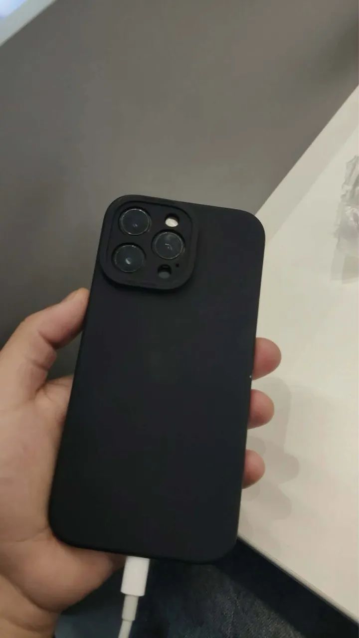 Troco/vendo iPhone 14 Pro Max (com detalhe)