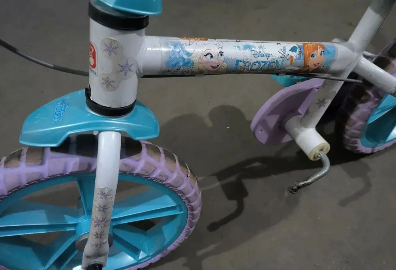 Bicicleta infantil aro 12 - Foto 3