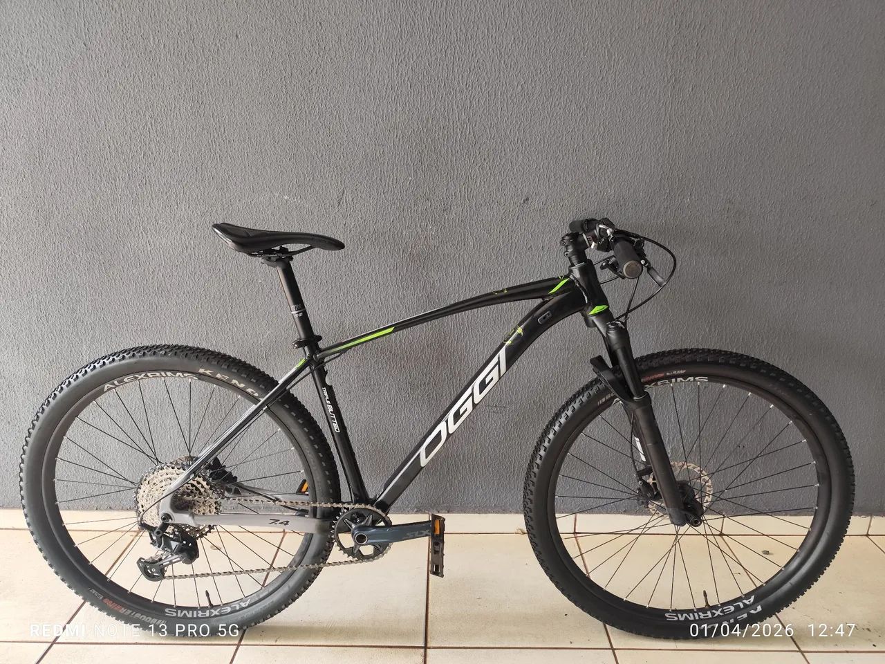 Oggi 7.4 tamanho 19 modelo 2024