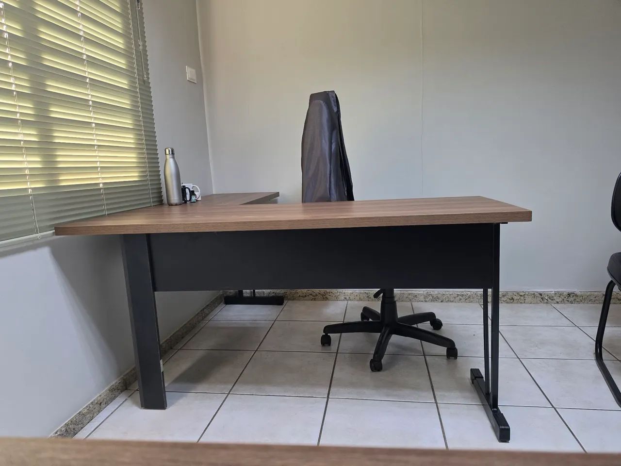 Mesa para escritório  - Foto 2