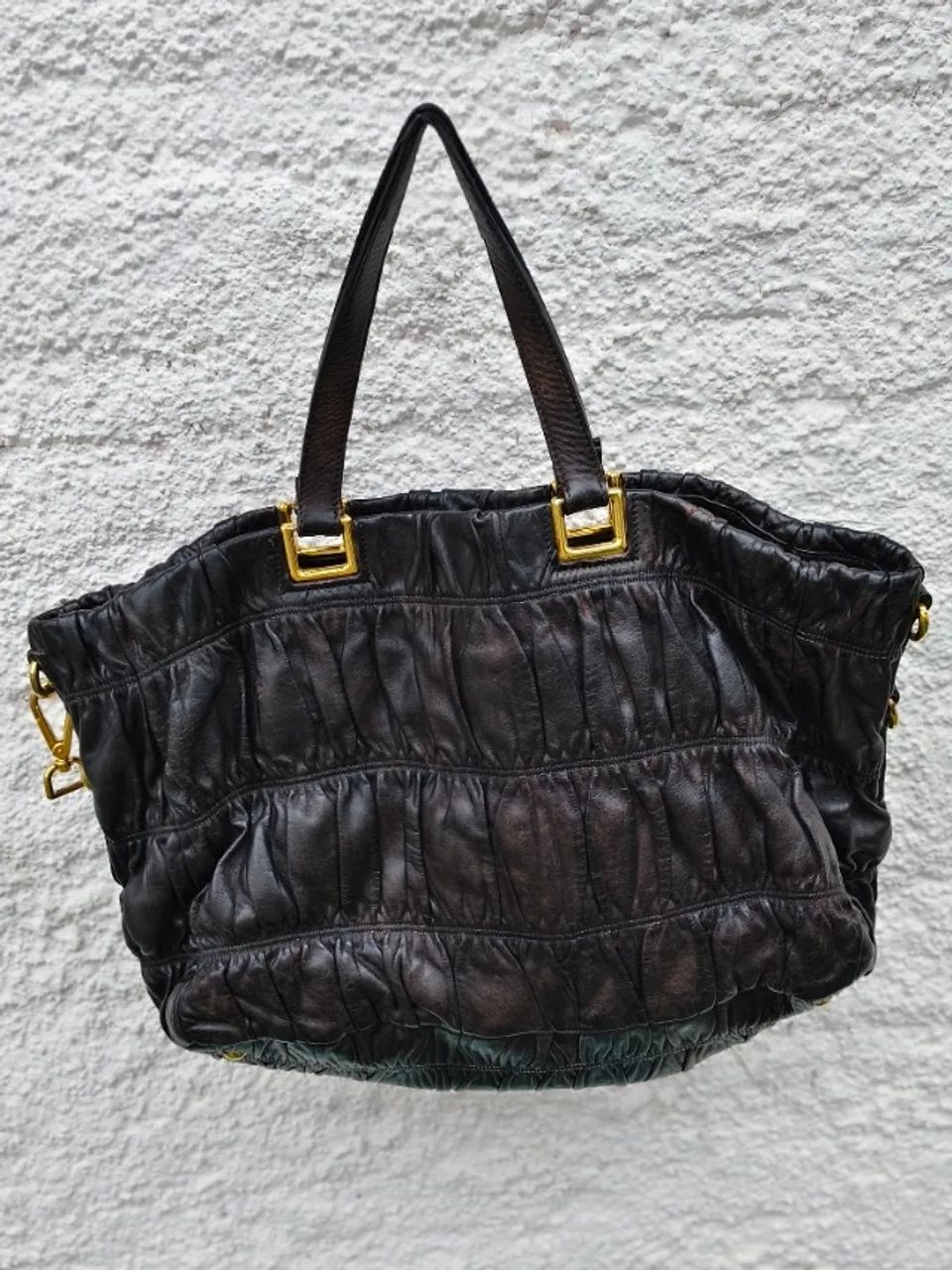 Bolsa Prada Nappa Gaufré Tote Couro Preta Original - Foto 4