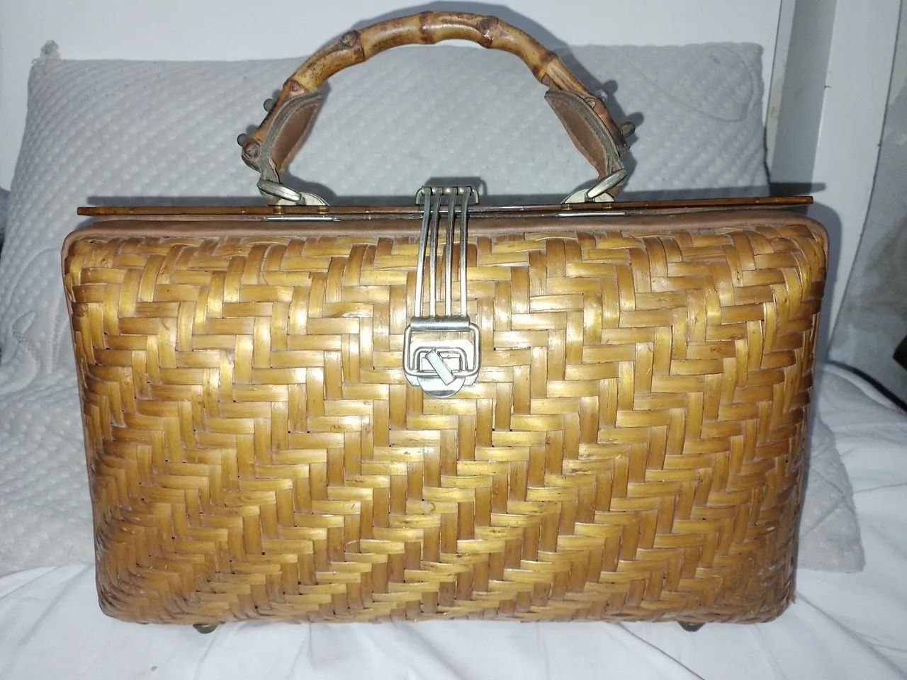 Bolsa Vintage de Bambu/Vime Retrô com Alças de Bambu - Décadas de 60/70