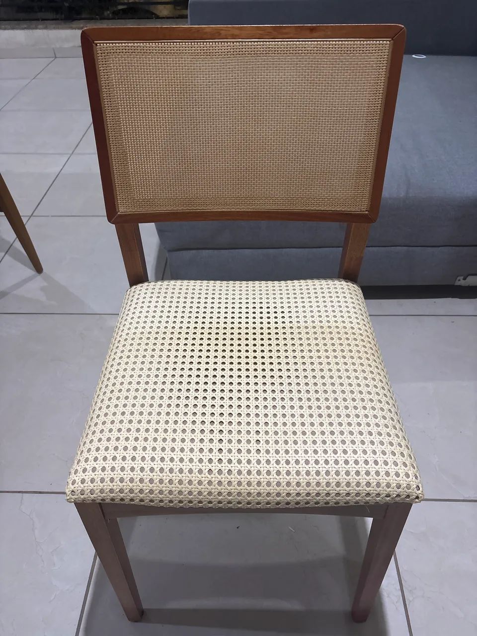Cadeira em palhinha