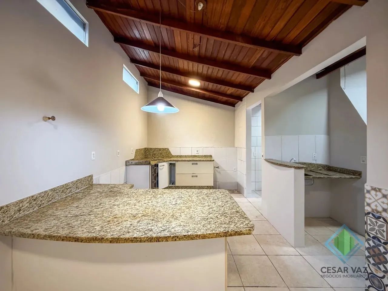 Casa residencial e comercial no bairro Capoeiras. - Foto 3