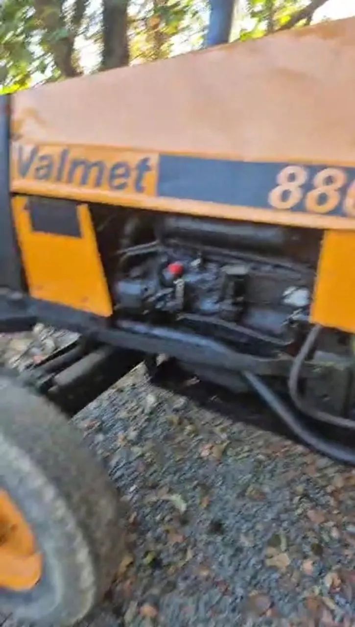 TRATOR VALTRA 880 - Foto 4