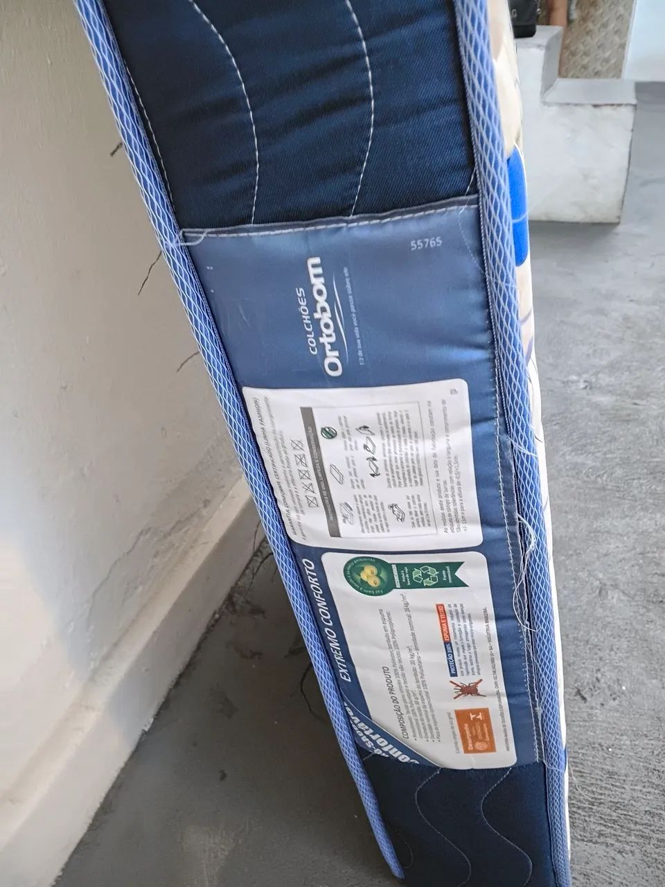 Vendo cama de solteiro  - Foto 3