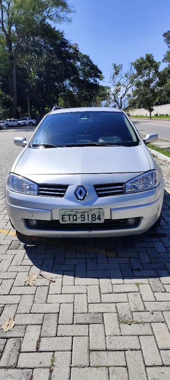 Renault Megane GRAND TOUR DYNAM. HI-FLEX 1.6 16V 2011