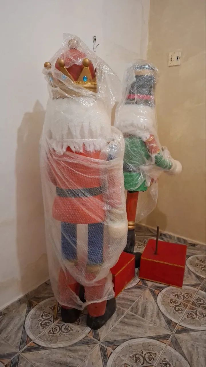 Vendo Bonecos do Quebra Nozes - Foto 4