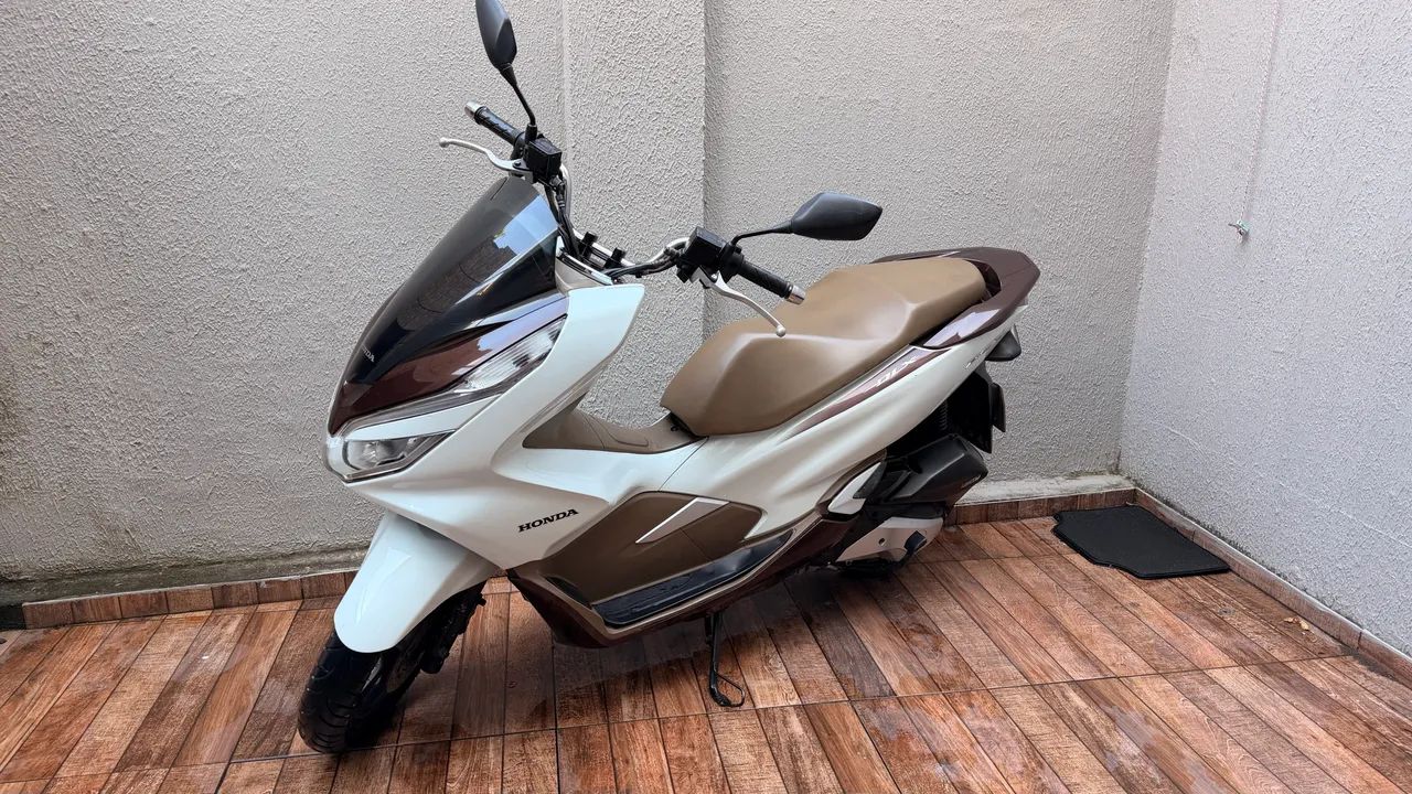 PCX DLX 2021  - Foto 4