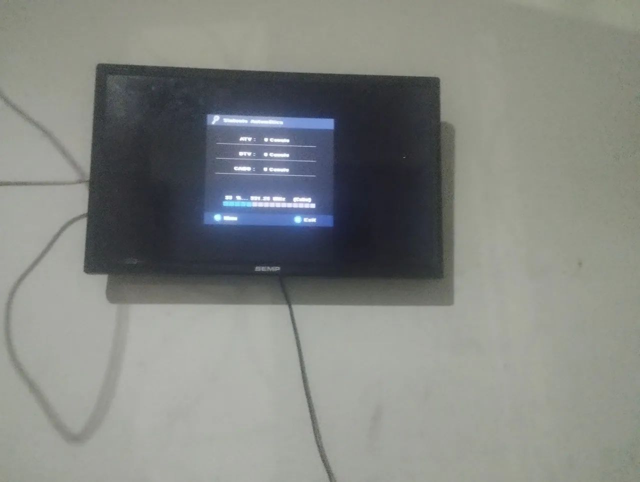 Estou vendendo essa tv está funcionando normal 
