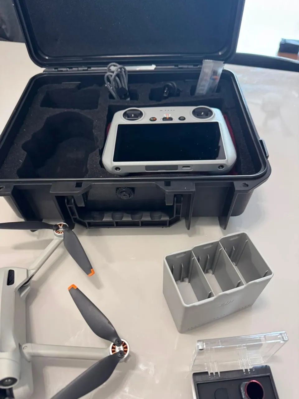 Drone DJI mini 3 Pro - Combo - Case Rígida  - Foto 3