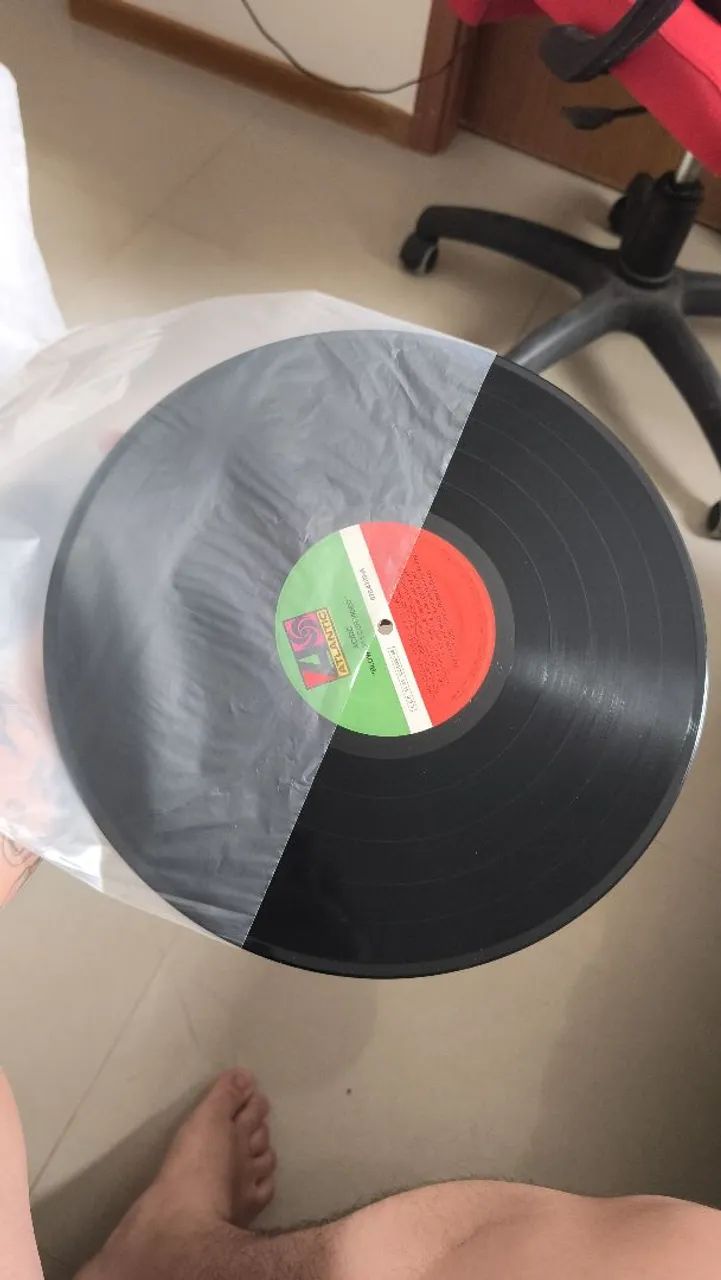 Disco vinil AC/DC impecável  - Foto 3