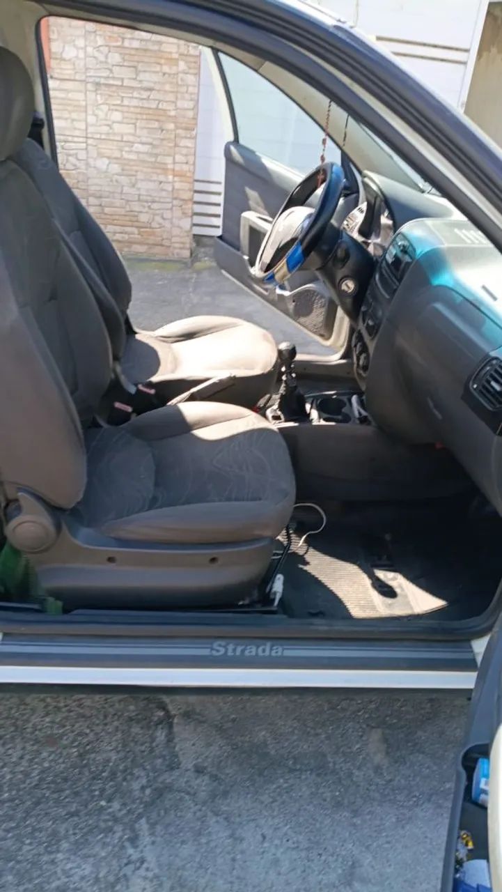 Fiat Strada Working 1.4 MPI Fire Flex 8V CD 2014 - Foto 4