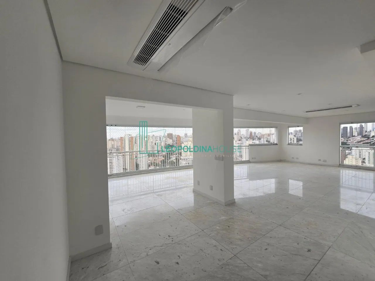 Cobertura Vila Romana - 290m²- 3 suítes e piscina - Foto 4