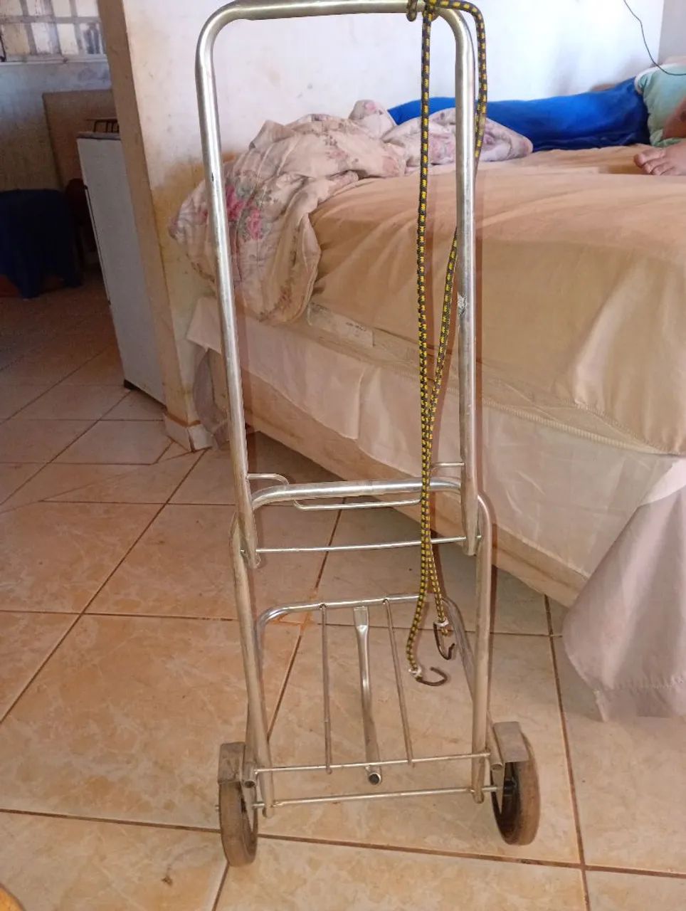 Carrinho de transporte de cargas e caixas até 100kg - Foto 2