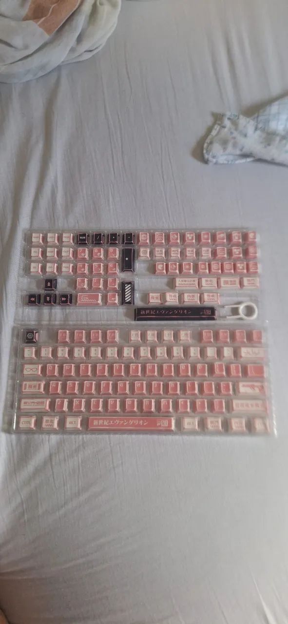 Teclas personalizadas rosa - Evangelion Keycaps da Royal Kludge - Foto 2