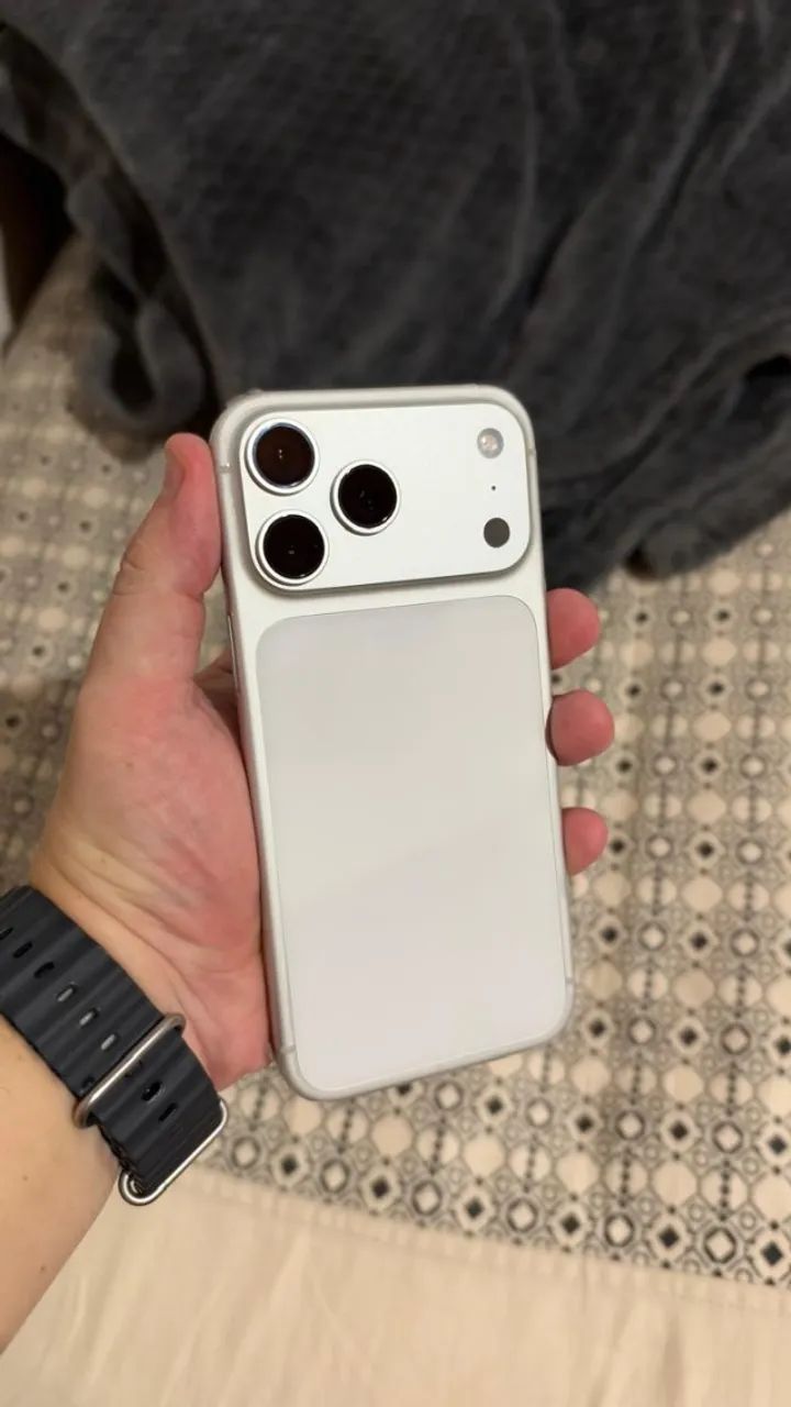 Iphone 17 pro max 256 GB Silver - Na garantia apple - Foto 2