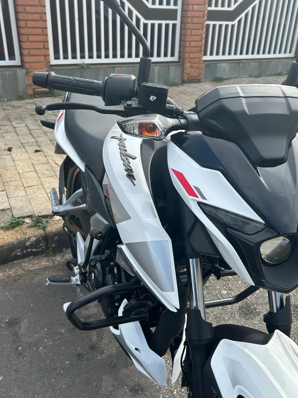 Bajaj  pulsar n150