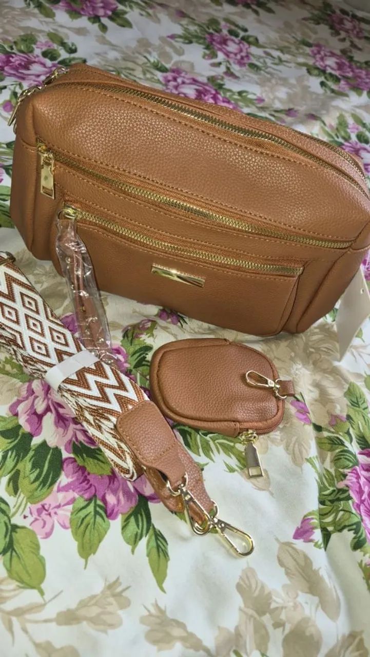 Bolsas com porta moeda