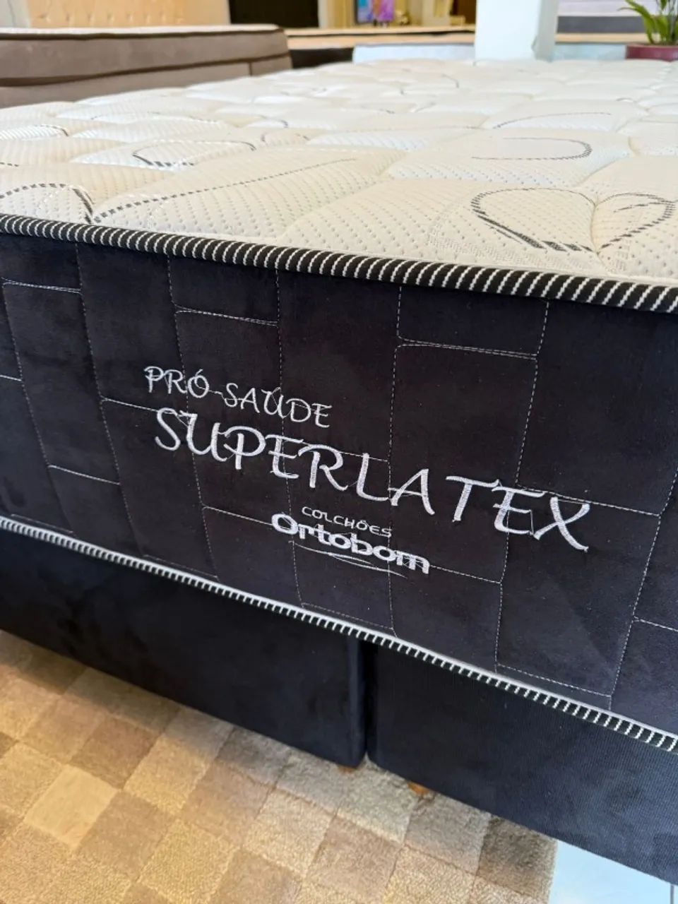 Colchão Queen ORTOBOM LATEX - Entregamos!  - Foto 4