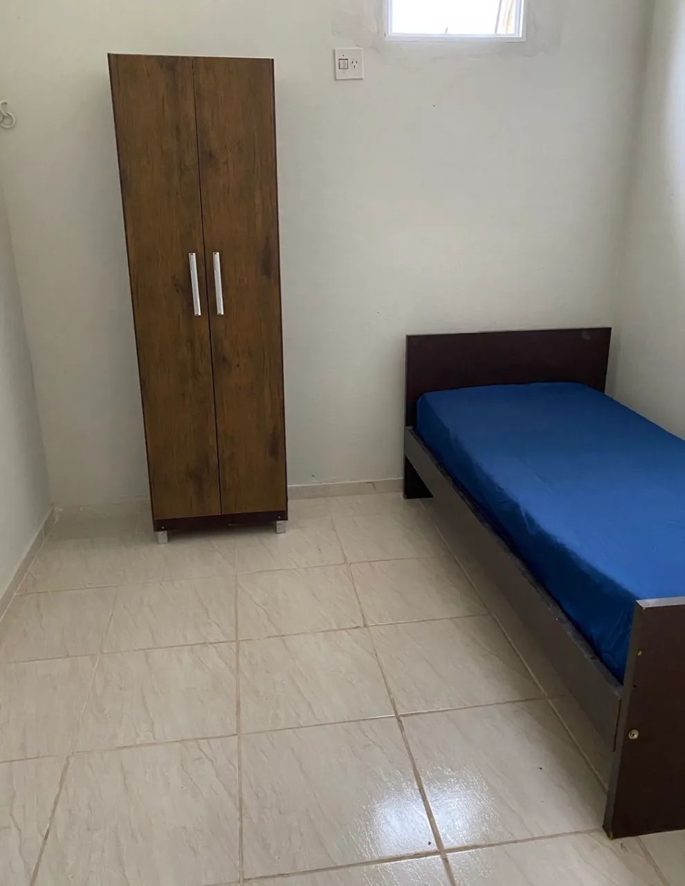 QUARTOS para HOMENS no CENTRO