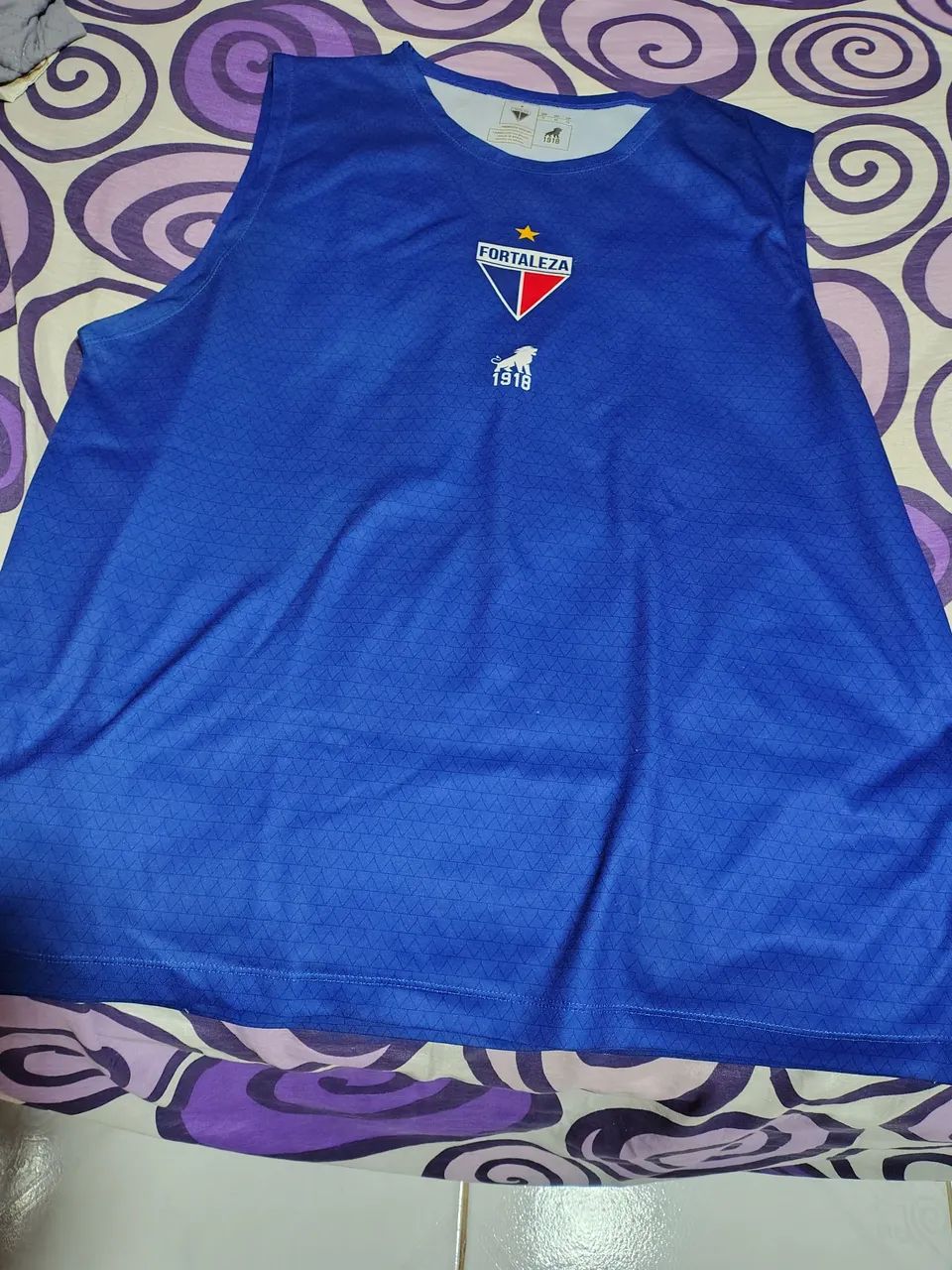 Cinco Camisas e Regatas de Time. - Foto 2