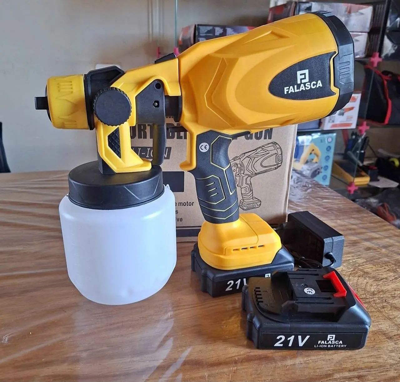 Pistola de Pintura com 2 Baterias Produto Novo