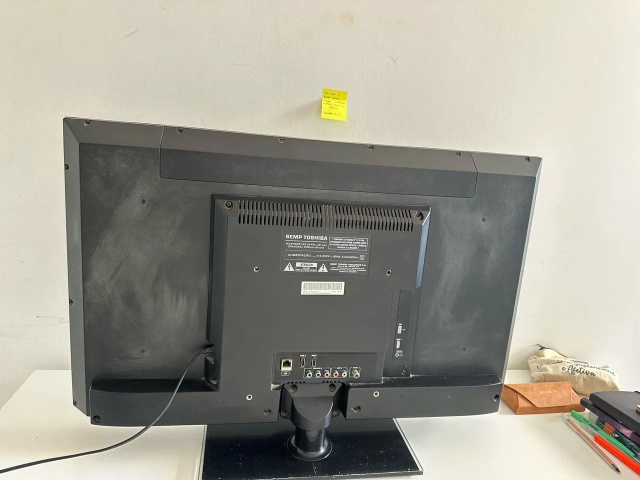 TV LED Semp Toshiba STI 32 polegadas - sem controle - Foto 5