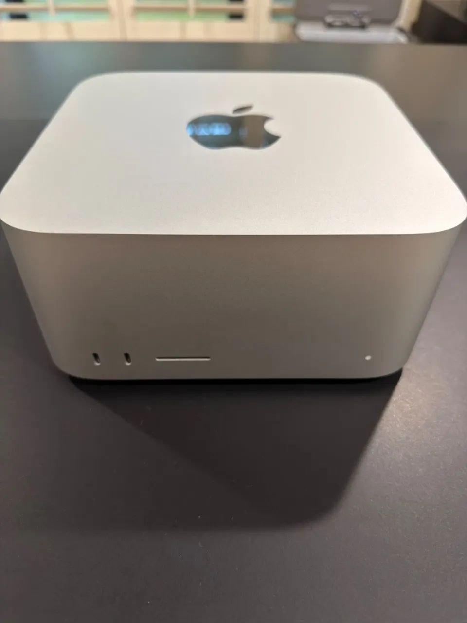 Apple Mac Studio (512GB SSD, M2 Max 12-Core, 32GB RAM) Gray