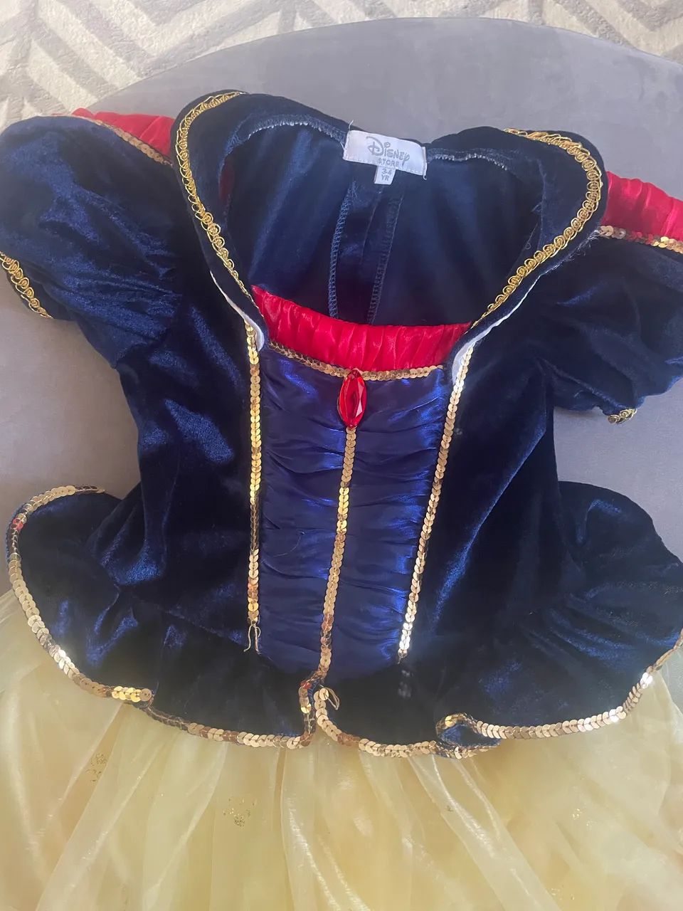 Fantasia Disney original Branca de Neve 
