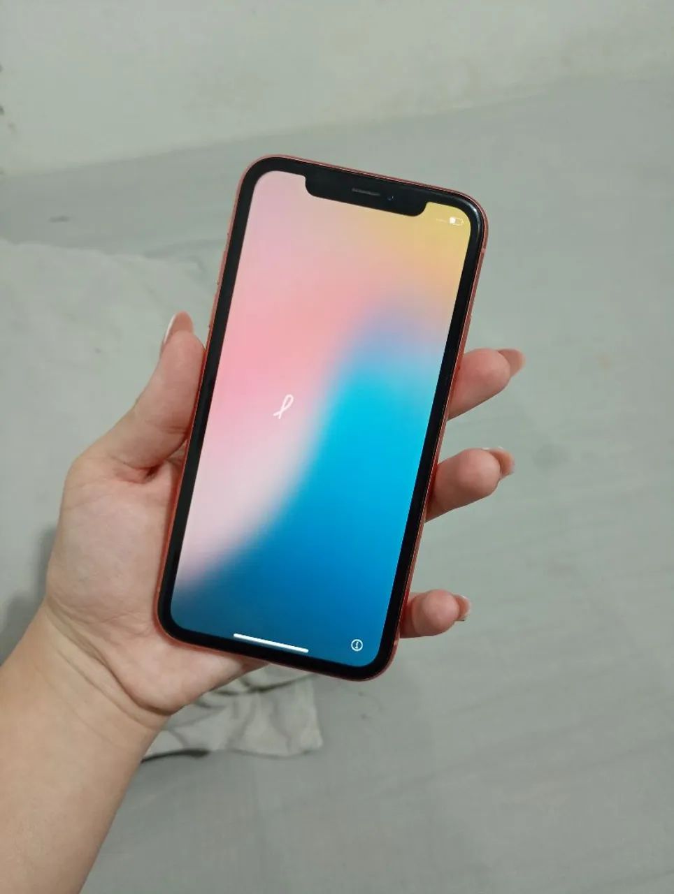 Iphone xr coral 64gb bateria 77% - Foto 2