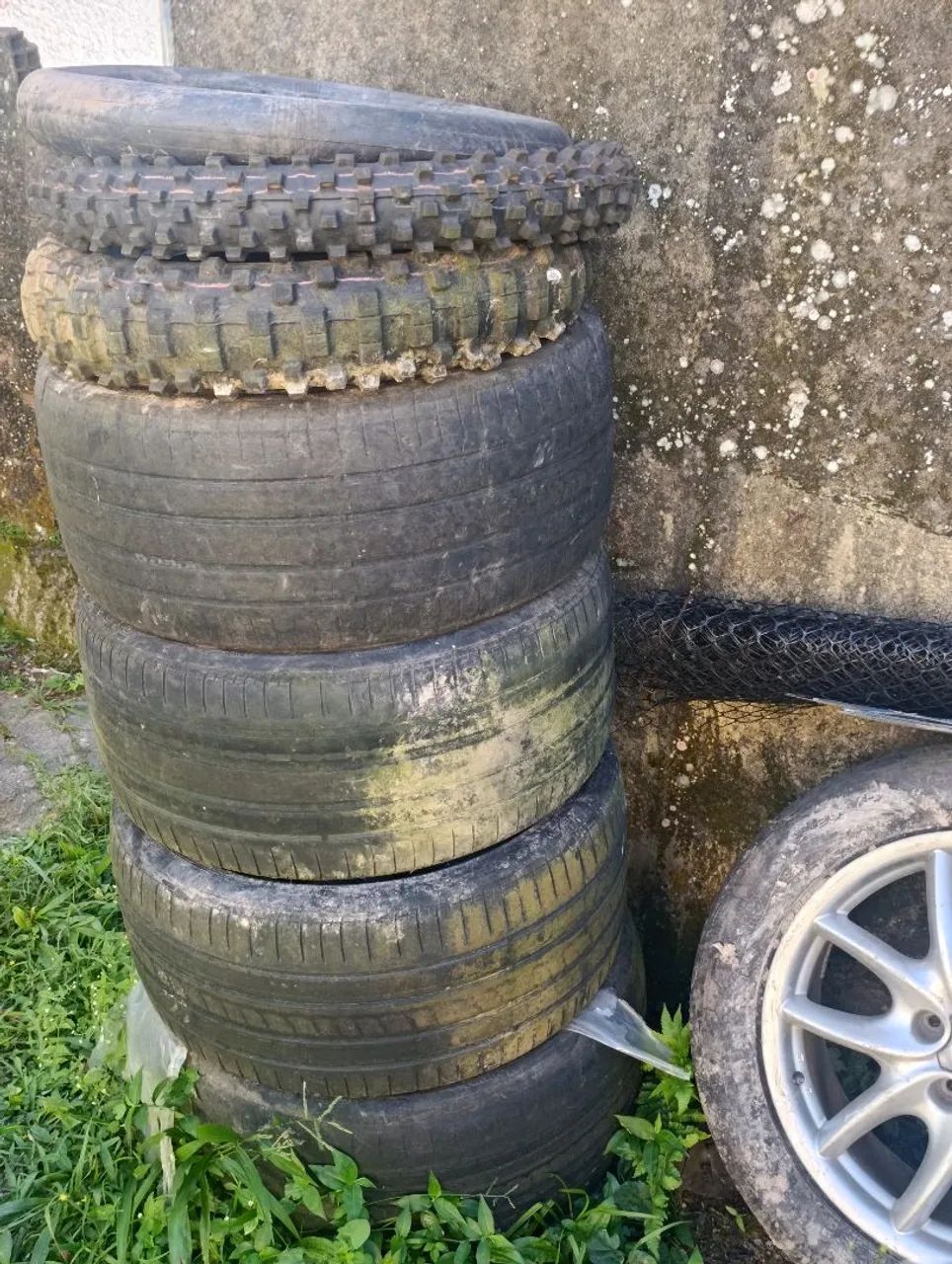 Vendo ou troco rodas de porche e pneus - Foto 5