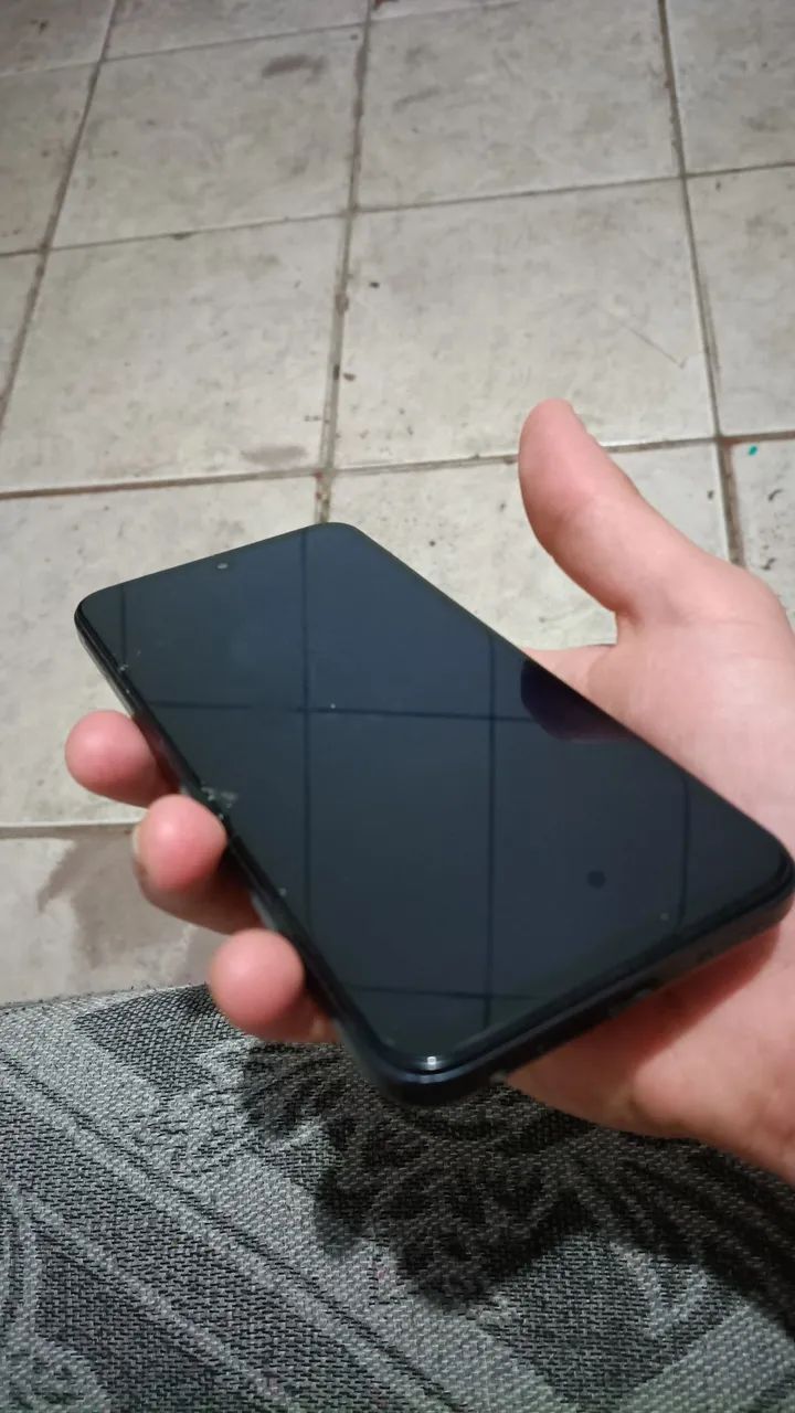 Infinix Hot 50i 256gb 8gb ram - Foto 2