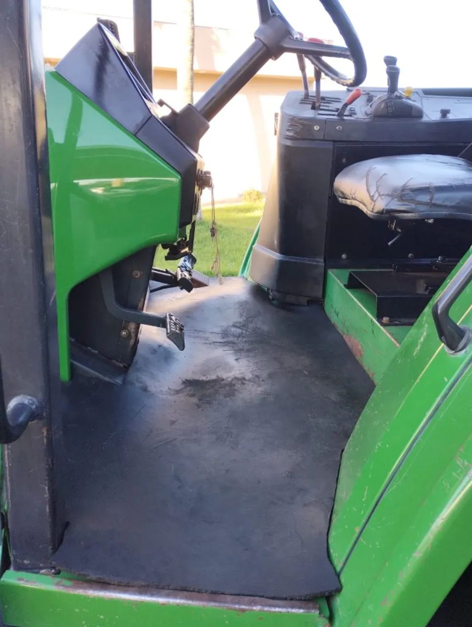 TRATOR JHON DEERE 6300 4x4 - Foto 5